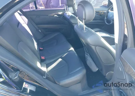 2005 Mercedes-Benz E 320 z USA, uszkodzony, nr VIN WDBUF65J15A633756